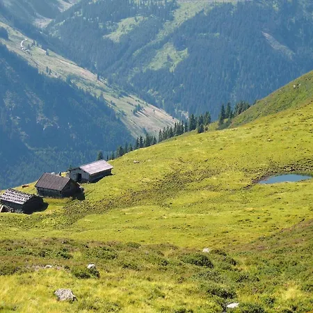 In Wildschoenau By Schatzberg Lift アパート アウフファッハ